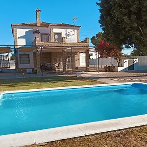 Сasa de vacaciones El Algarrobo, Utrera
